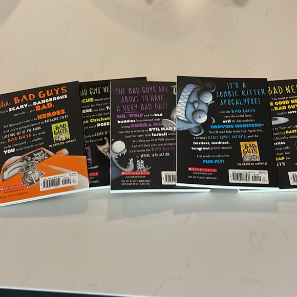 The Bad Guys Book Set 1-5 Plus Bonus books 6 and 10 - Picture 7 of 7